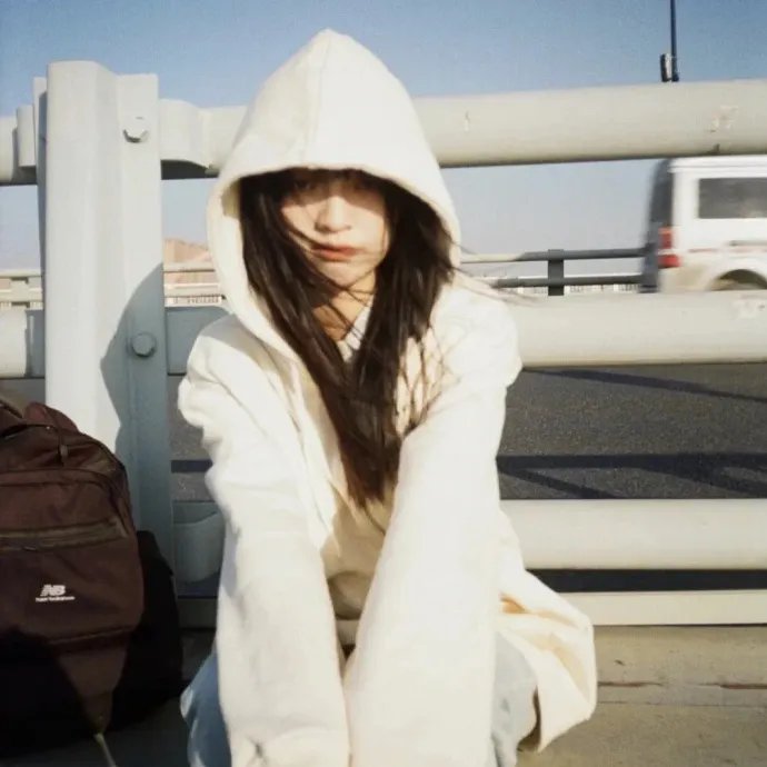 合租室友竟是真千金